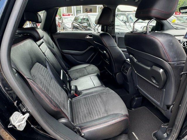 Mercedes-Benz B Class 2.1 B200d Amg Line Mpv 7G-dct Euro 6 S Silver #36