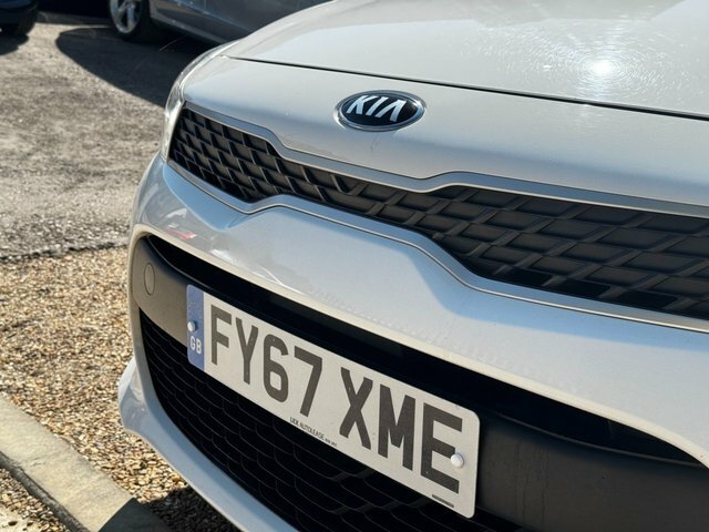 Kia RIO 1.25 1 Air Hatchback Euro 6 84 White #13