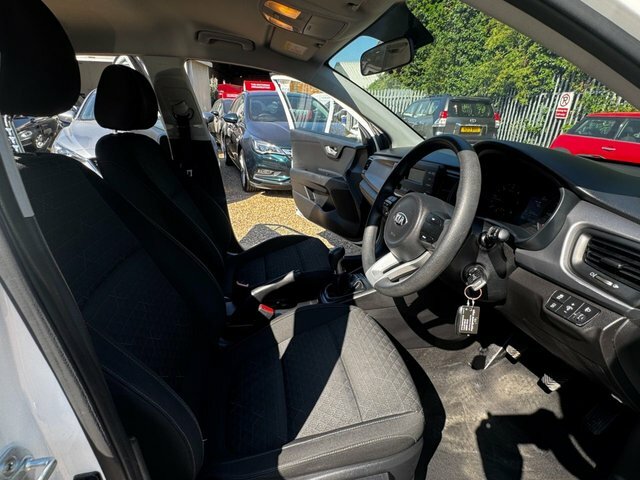 Kia RIO 1.25 1 Air Hatchback Euro 6 84 White #40