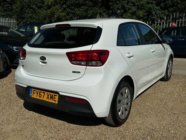 Kia RIO 1.4 Crdi 1 Hatchback Euro 6 S S White #2