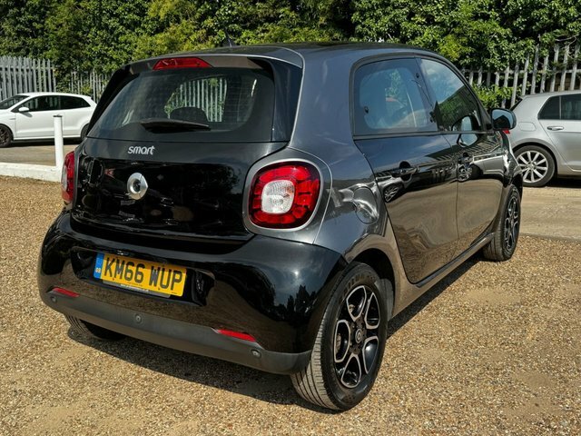 Smart Forfour 0.9T Prime Premium Plus Hatchback Man Black #2