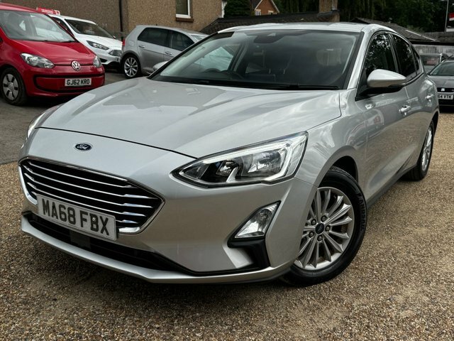 Ford Focus 1.0T Ecoboost Titanium Hatchback MA68FBX Silver #4