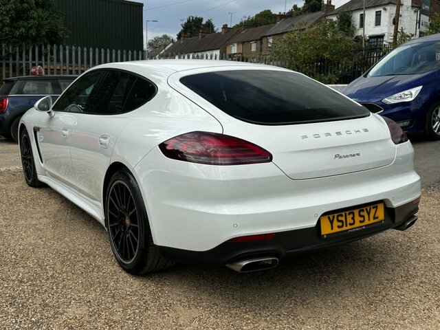 Porsche Panamera 3.0 Platinum Edition D V6 Tiptronic 250 Bhp Black #9