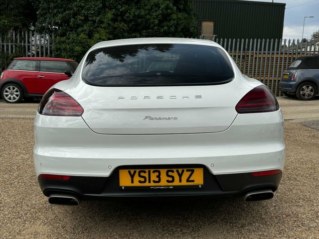 Porsche Panamera 3.0 Platinum Edition D V6 Tiptronic 250 Bhp Black #8