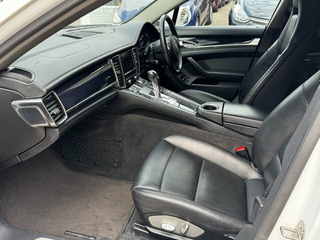 Porsche Panamera 3.0 Platinum Edition D V6 Tiptronic 250 Bhp Black #27