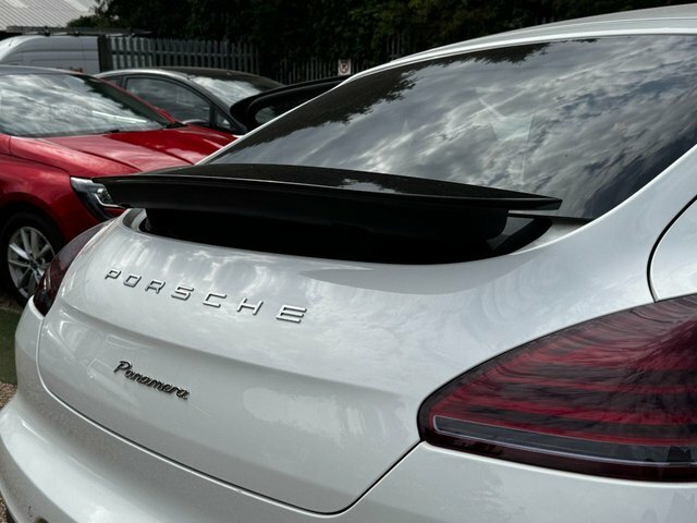 Porsche Panamera 3.0 Platinum Edition D V6 Tiptronic 250 Bhp Black #61