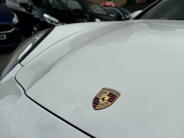 Porsche Panamera 3.0 Platinum Edition D V6 Tiptronic 250 Bhp Black #14