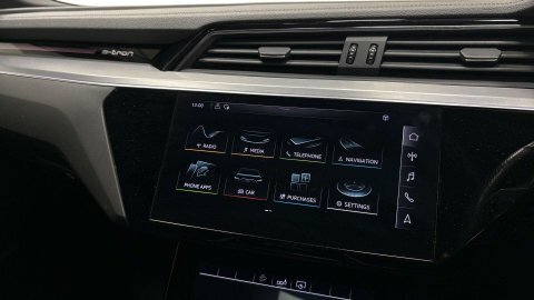 Audi E-Tron S S Line Black #7