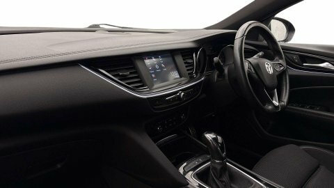 Vauxhall Insignia 2019 69 1.5 Black #2