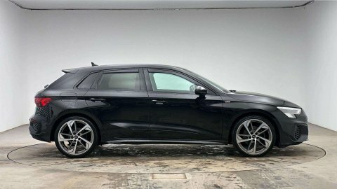 Audi A3 2020 70 2.0 RK70KPT Black #4