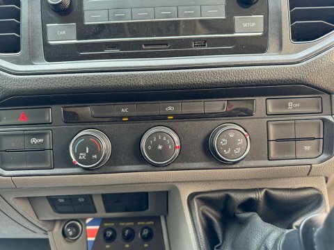 Volkswagen Crafter White #12