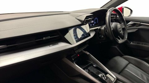 Audi A3 2022 71 1.0 SC71NFY Red #2