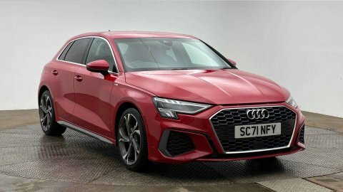 Audi A3 2022 71 1.0 Red