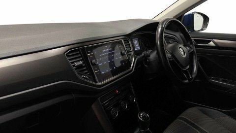 Volkswagen T-Roc 2018 68 1.0 RO68JDU Blue #2