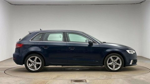 Audi A3 2018 18 2.0 YX18KFG Blue #4