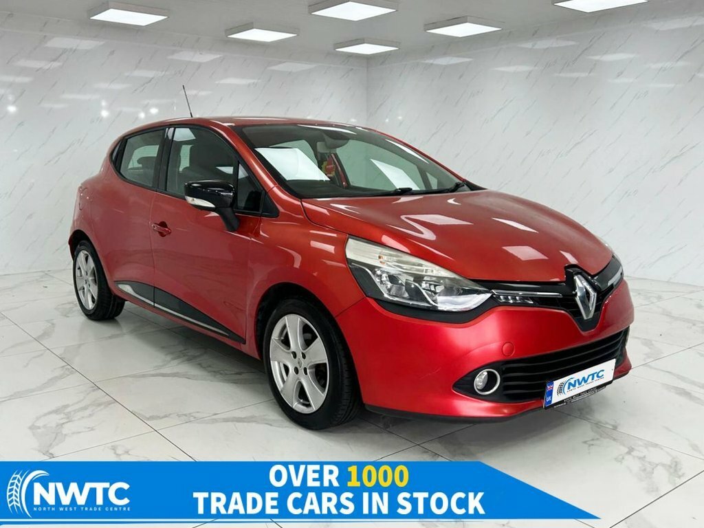 Renault Clio 1.2L Dynamique Medianav Red
