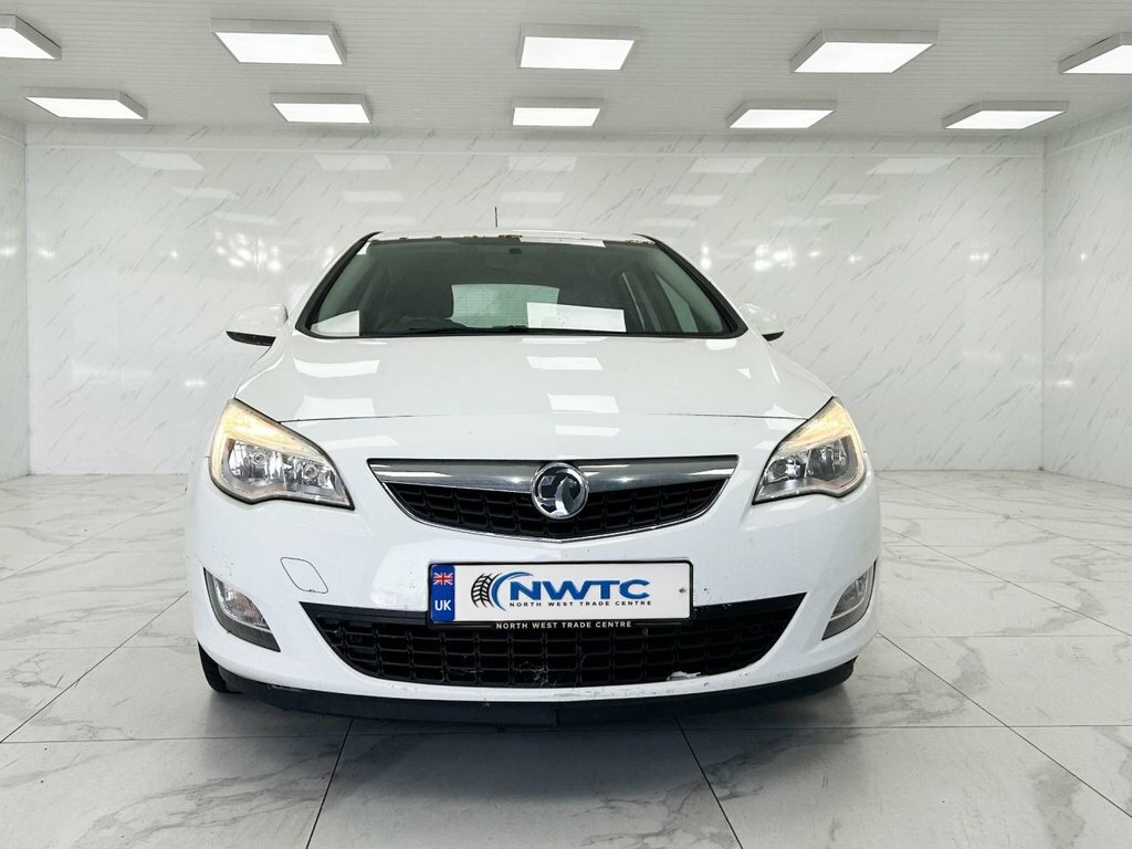 Vauxhall Astra 1.3L Es White #3