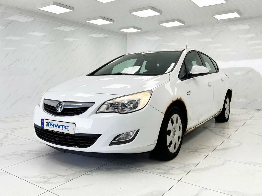 Vauxhall Astra 1.3L Es White #4