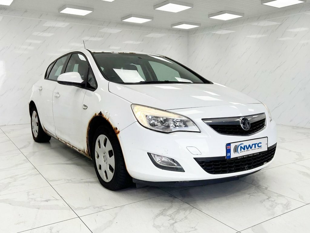 Vauxhall Astra 1.3L Es White #2