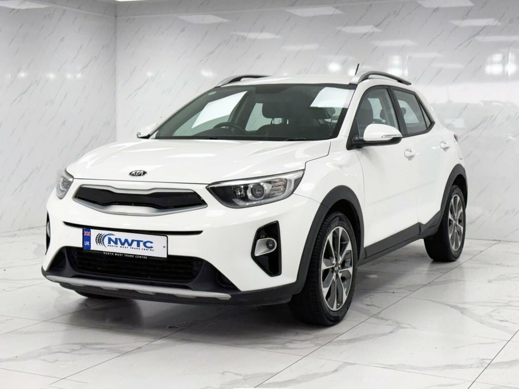 Kia Stonic 1.4L 2 White #4