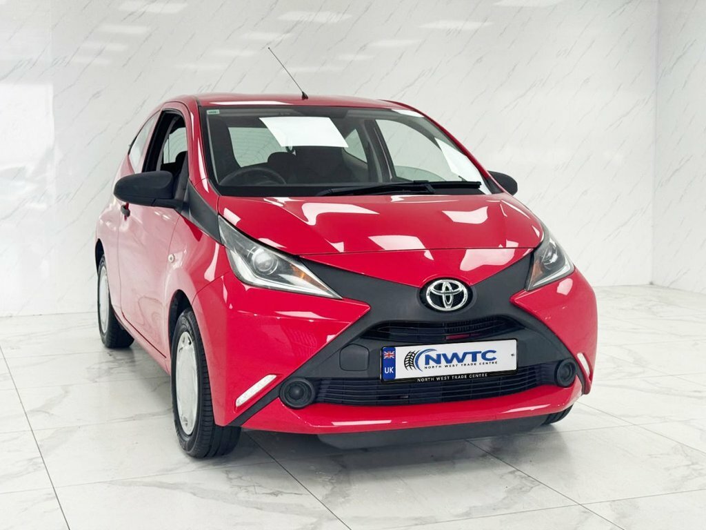 Toyota Aygo Hatchback YF18LWZ Red #2