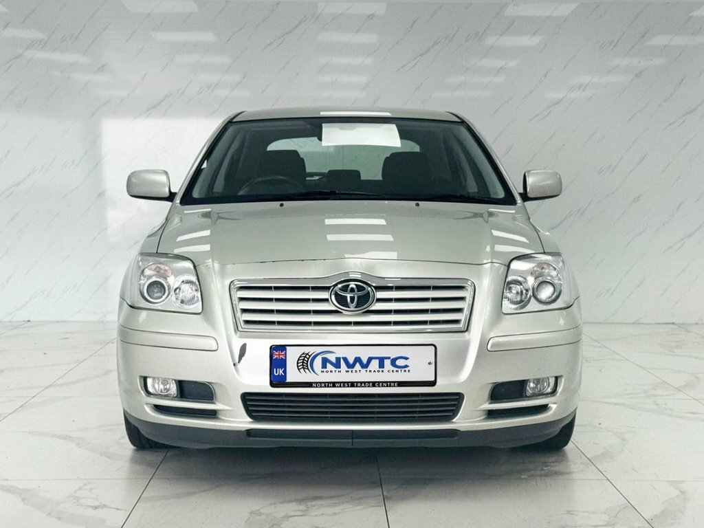 Toyota Avensis 2L Desire Silver #3