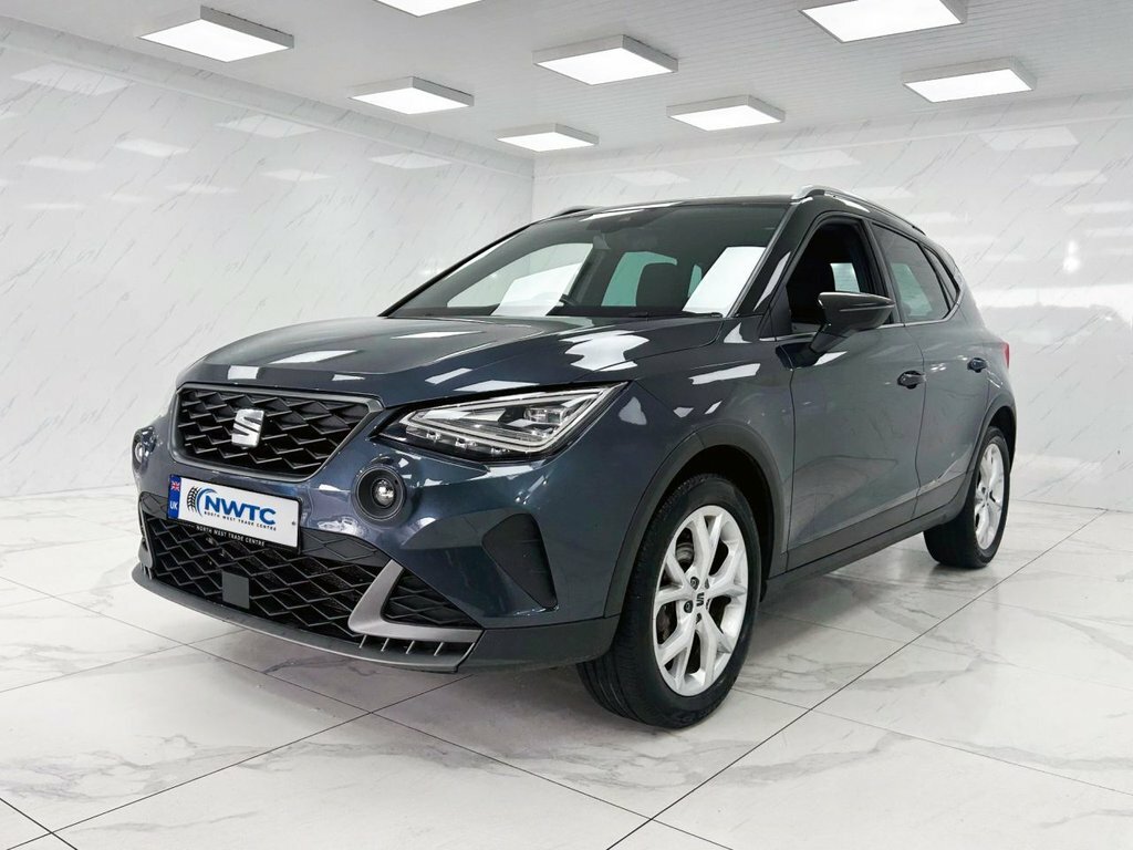 Seat Arona 1.5 Tsi 150 Fr Sport Ez Dsg Grey #4