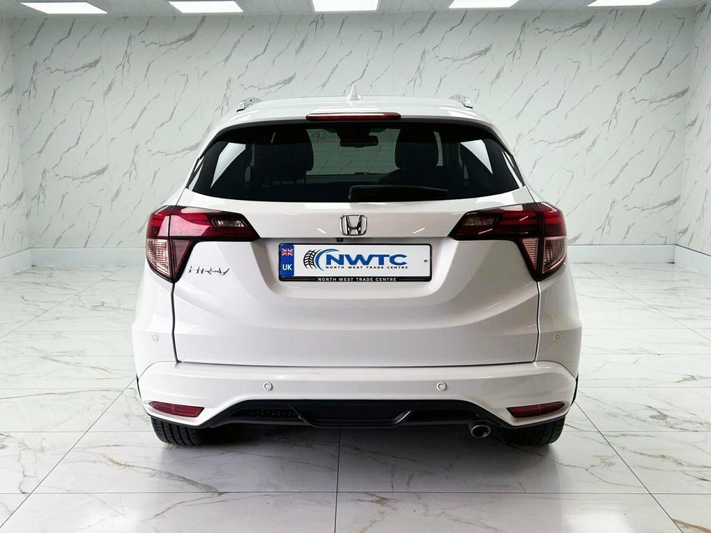 Honda Hr-V Hr-v Se Navi I-vtec Cvt White #8