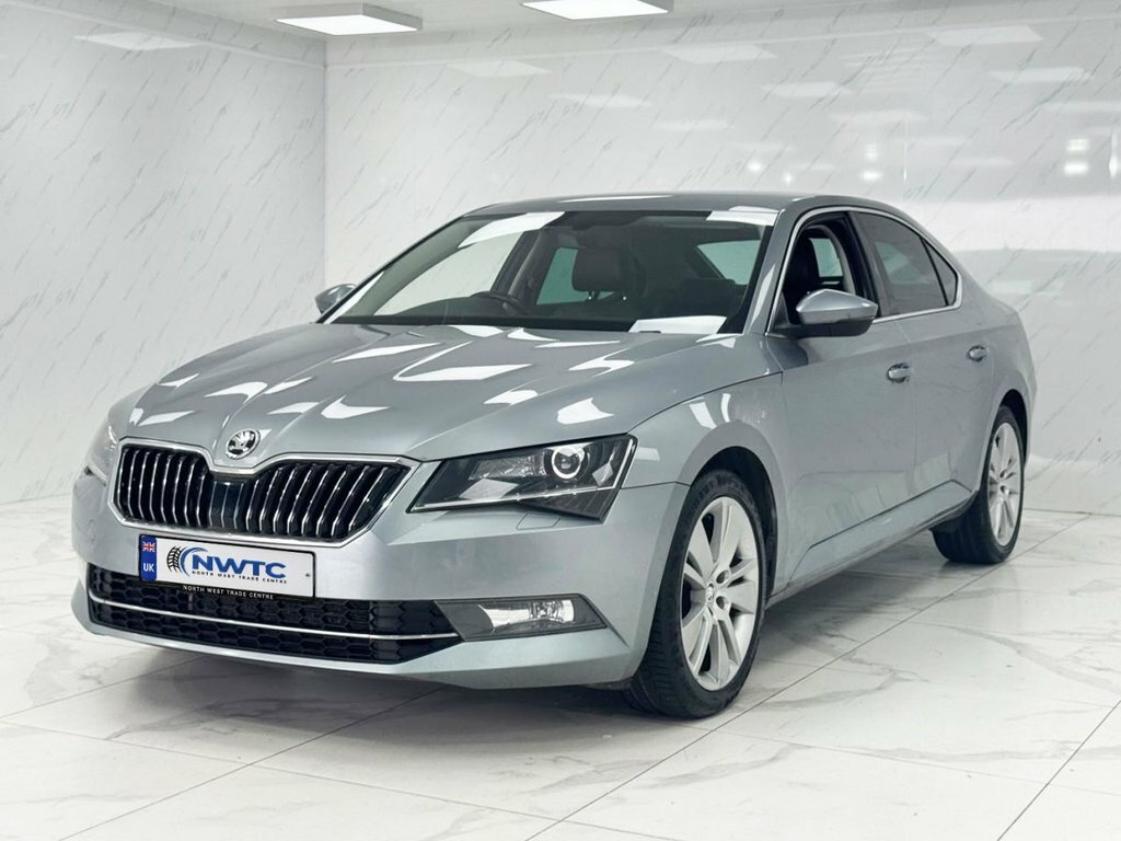 Skoda Superb 2L Se L Executive KT67YFB Grey #4