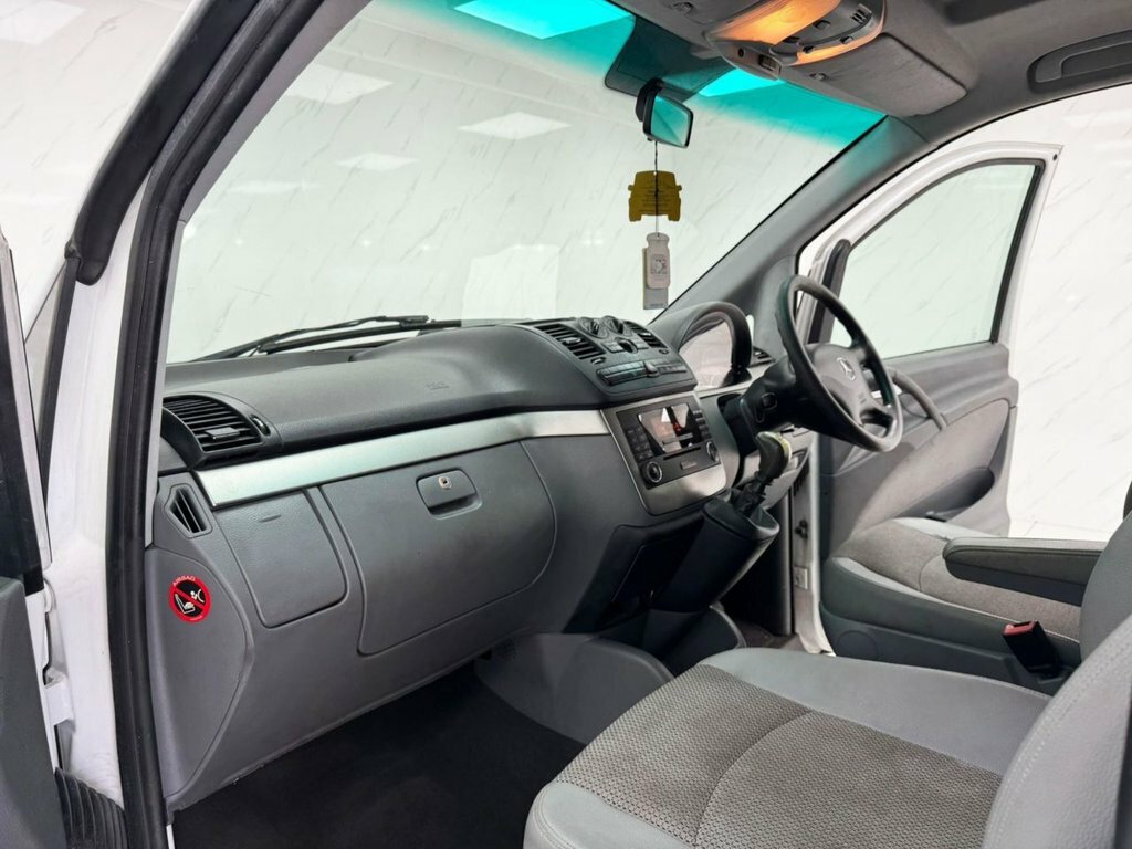 Mercedes-Benz Viano 3.5 Ambiente 7 Seater Silver #10