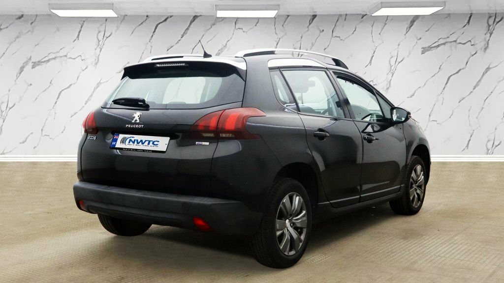 Peugeot 2008 1.2L Active Black #4