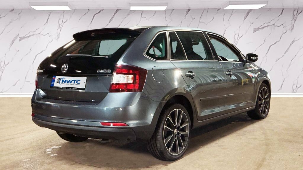 Skoda Rapid Spaceback 1.4L Se Sport Grey #4