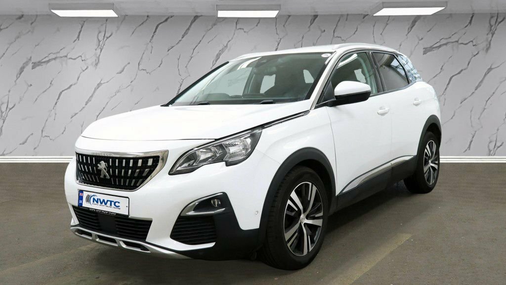Peugeot 3008 1.2L Allure White #2