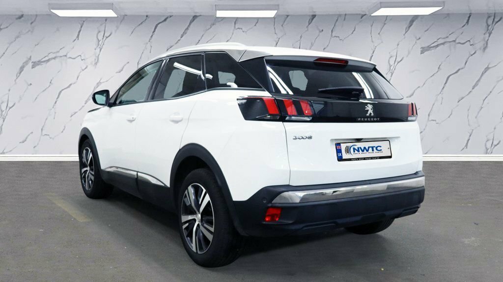 Peugeot 3008 1.2L Allure White #3