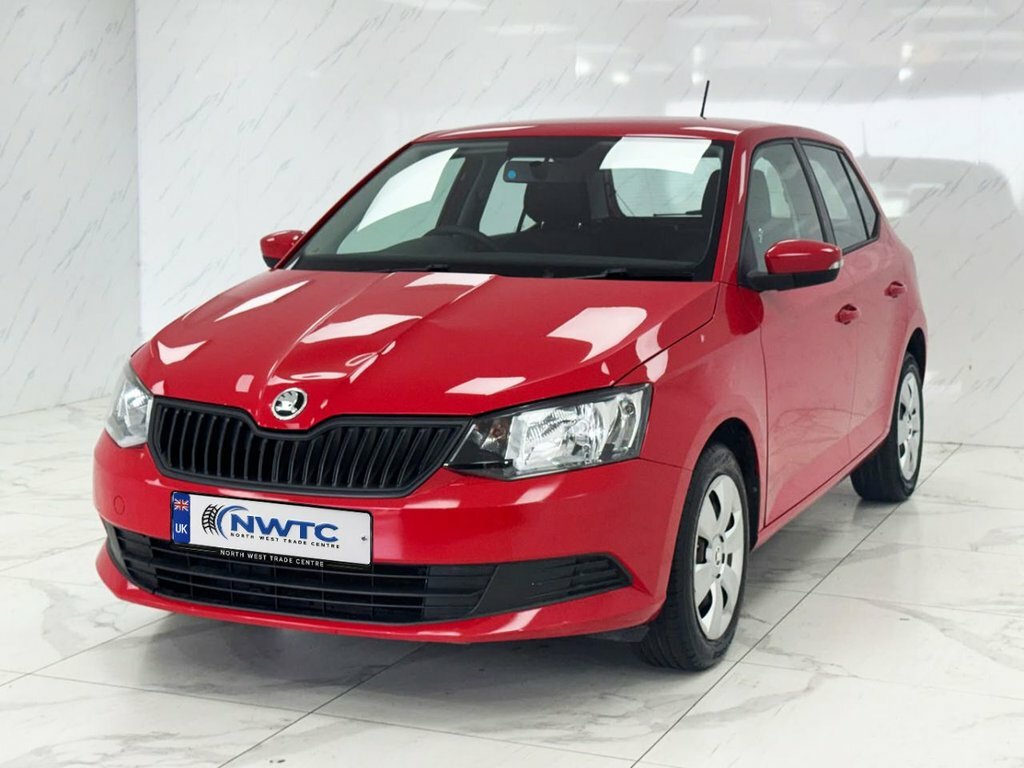 Skoda Fabia 1L S Red #4
