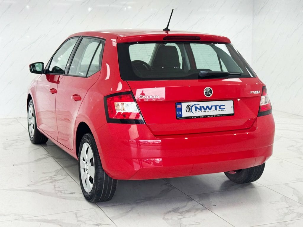 Skoda Fabia 1L S Red #6