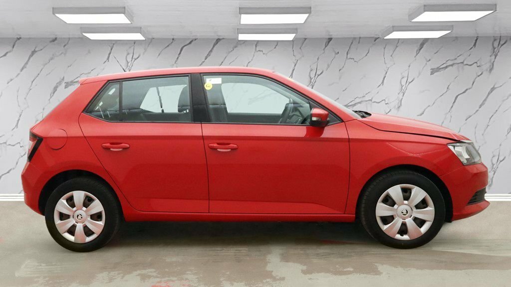 Skoda Fabia 1L S Red #5