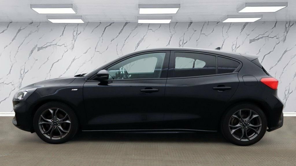 Ford Focus 1L St-line Black #6