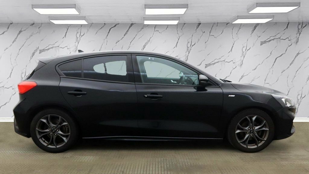 Ford Focus 1L St-line Black #5