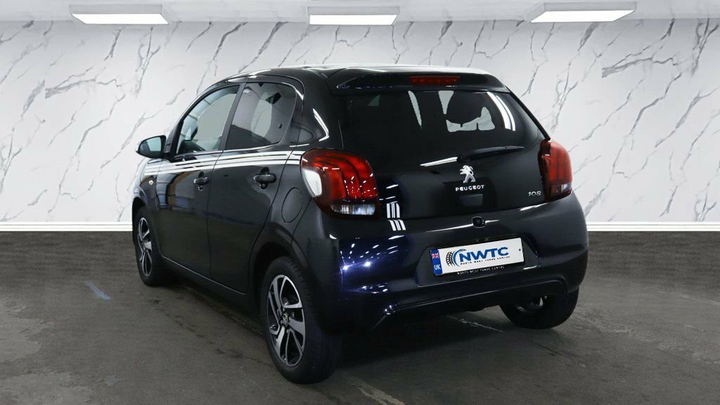 Peugeot 108 1L Collection Black #3