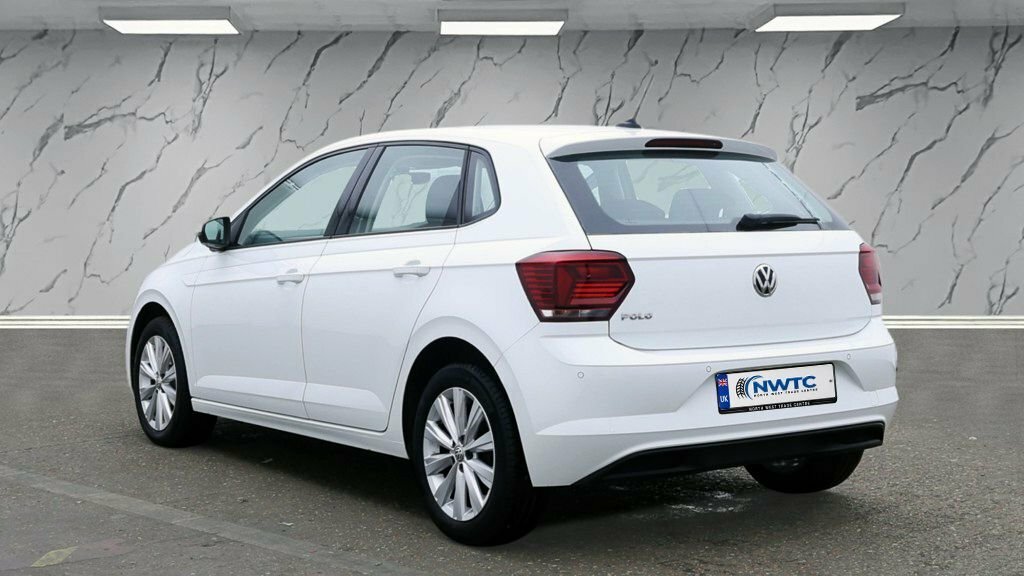 Volkswagen Polo 1.6L Sel White #3