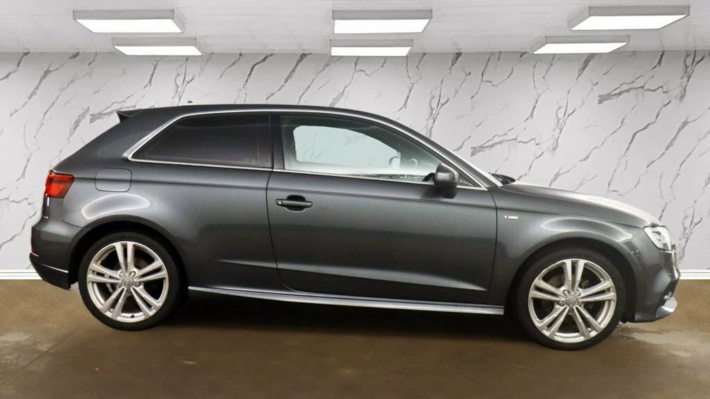 Audi A3 2L S Line RJ66EKZ Grey #5