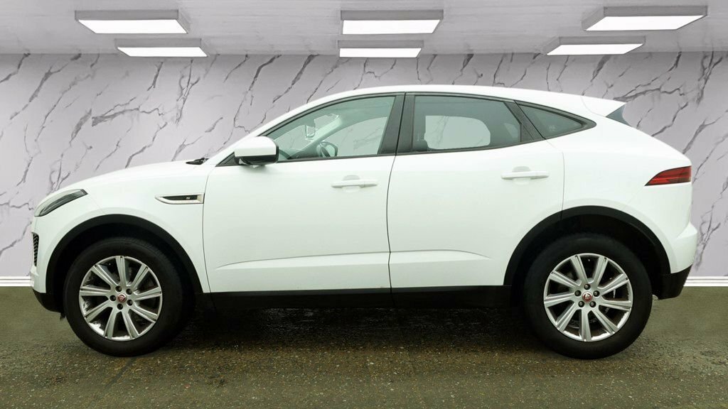 Jaguar E-Pace 2L S White #6