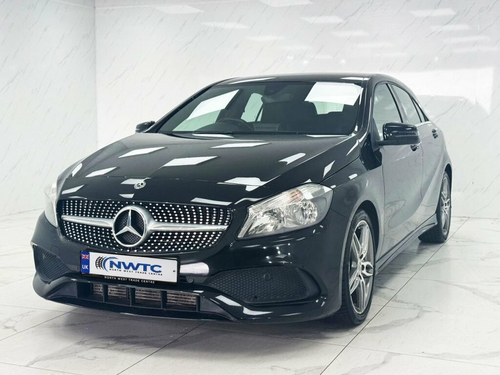 Mercedes-Benz A Class 1.5L Amg Line FV67OTD Black #4