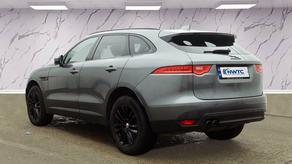 Jaguar F-Pace 2L Portfolio GK66GZD Grey #3
