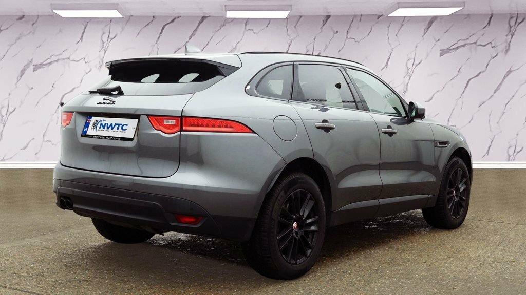 Jaguar F-Pace 2L Portfolio GK66GZD Grey #4