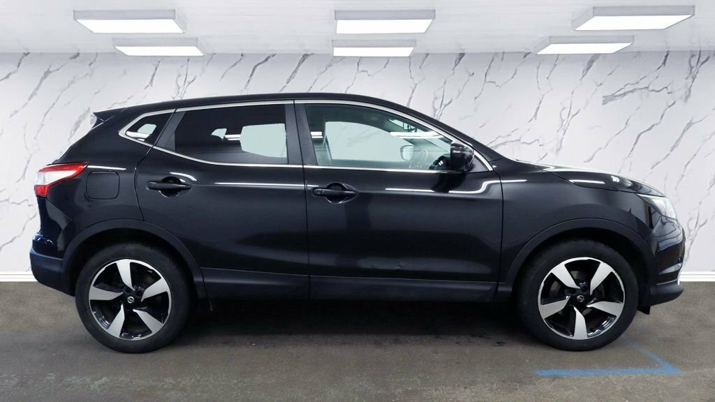 Nissan Qashqai 1.5L N-connecta Black #5