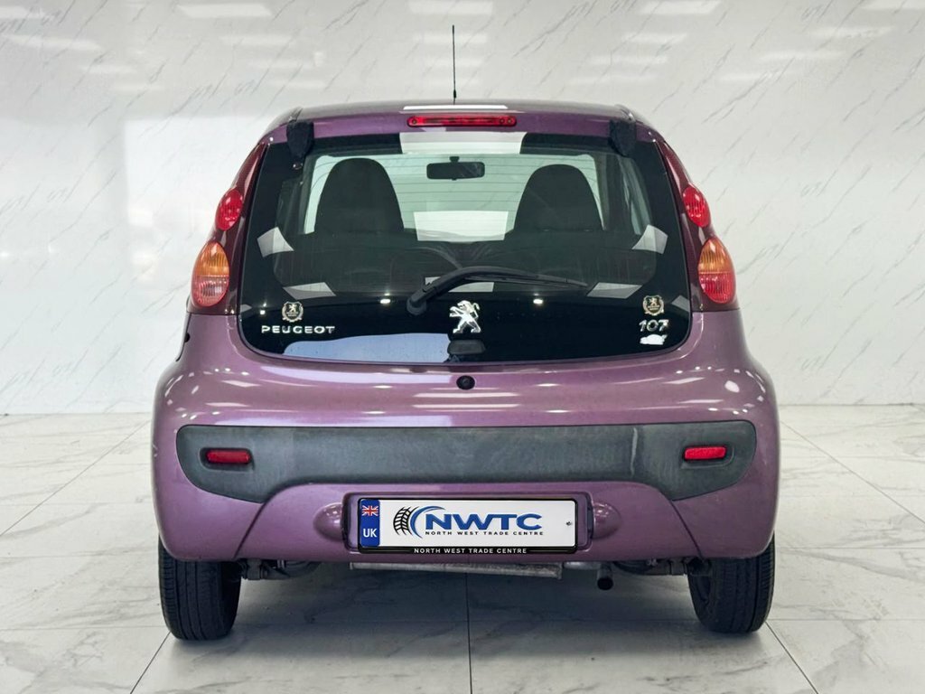 Peugeot 107 Active Silver #8