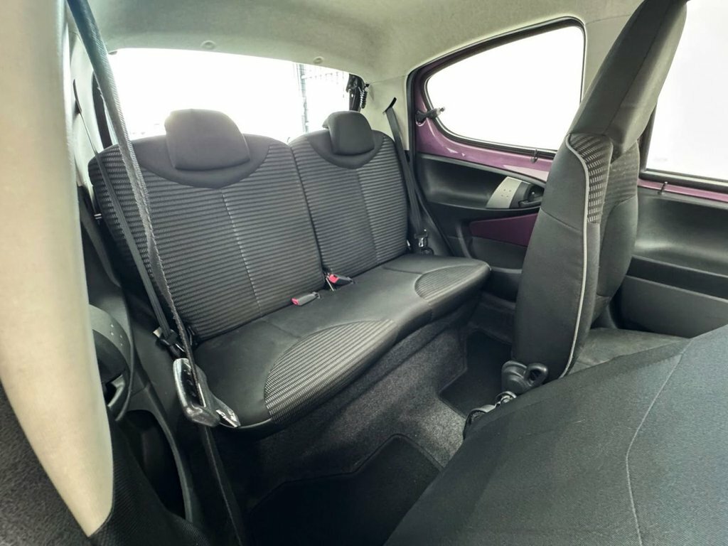 Peugeot 107 Active Silver #20