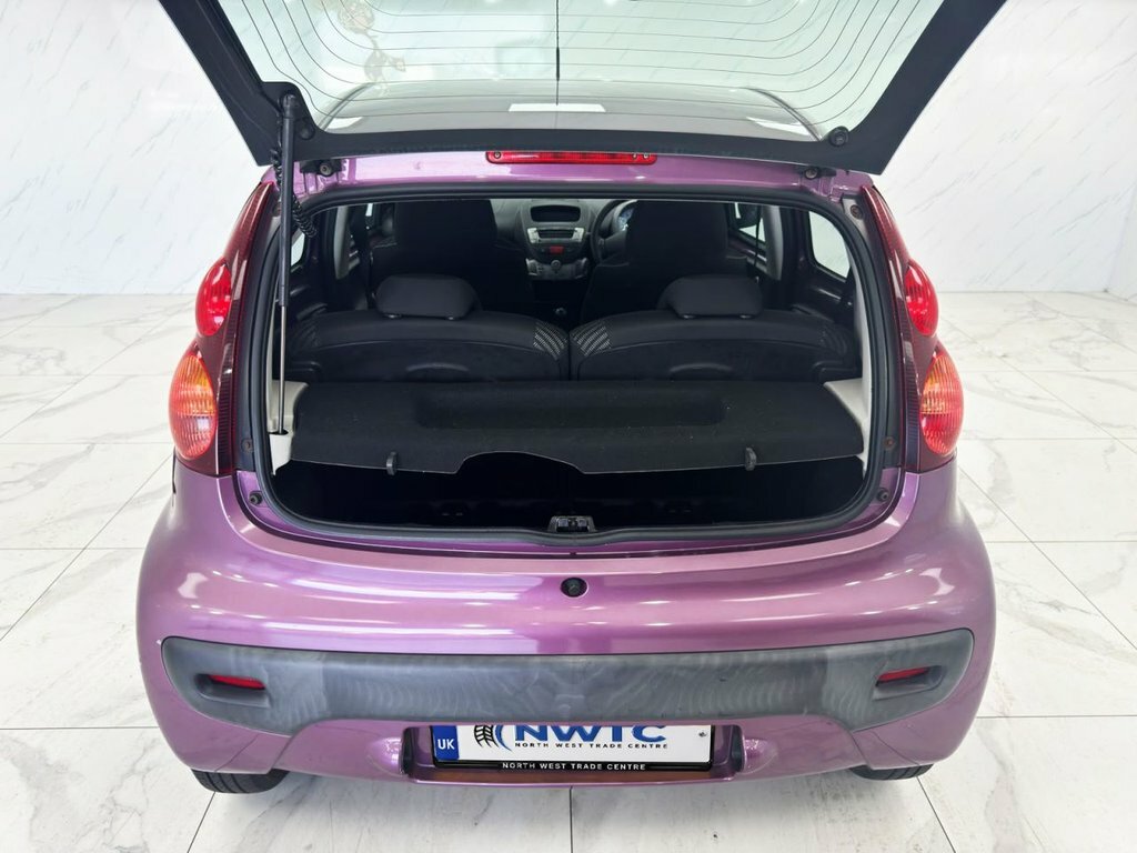 Peugeot 107 Active Silver #21
